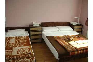 Chorwacja Privát Smoljanac, Zewnątrz